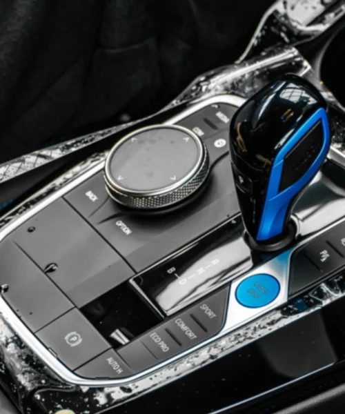 Dán ppf nội thất Mazda 8 chống trầy vượt trội 7