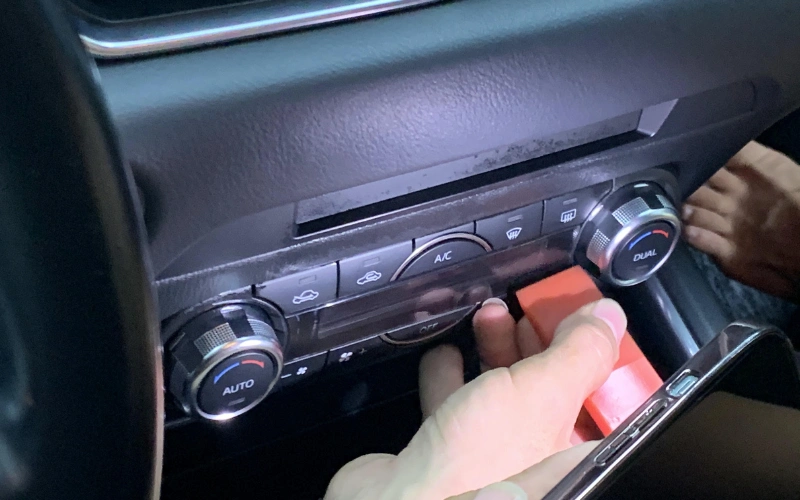 Các Bước Dán Ppf Nội Thất Mazda Cx5