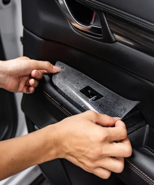 Kinh Nghiệm Dán Ppf Nội Thất Hyundai Custin Cần Biết 6