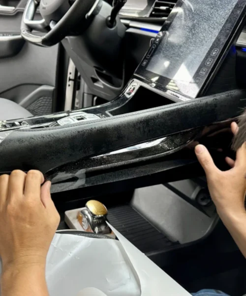 Kinh Nghiệm Dán Ppf Nội Thất Hyundai Custin Cần Biết 8
